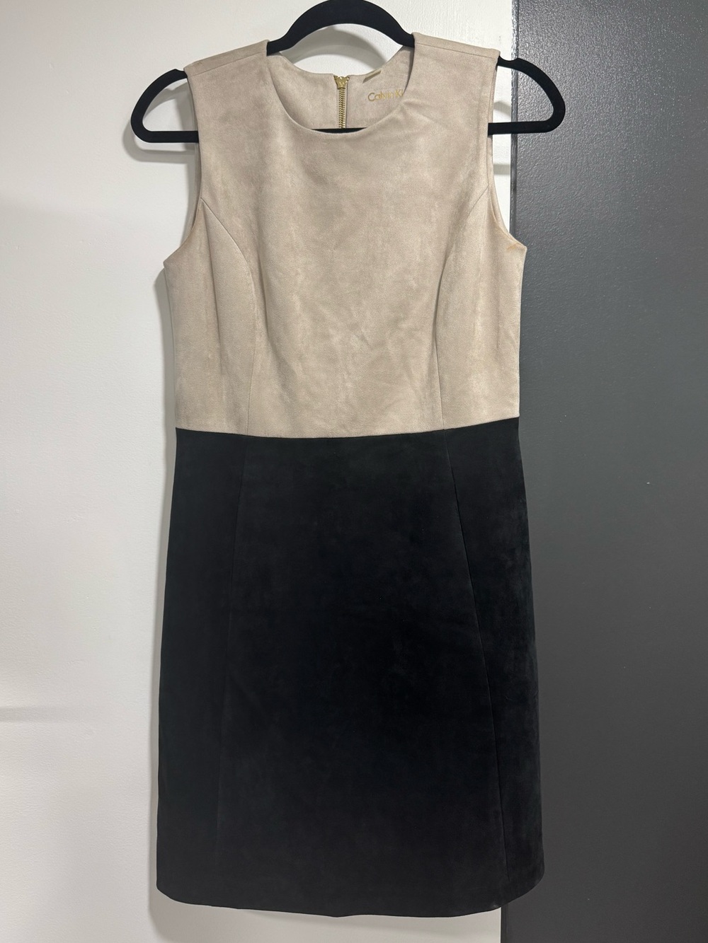 Calvin Klein Beige and Black Sleeveless Colorblock Sheath Dress